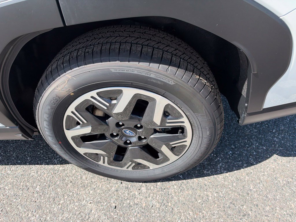 New 2026 Subaru Forester Premium AWD/4WD image 18