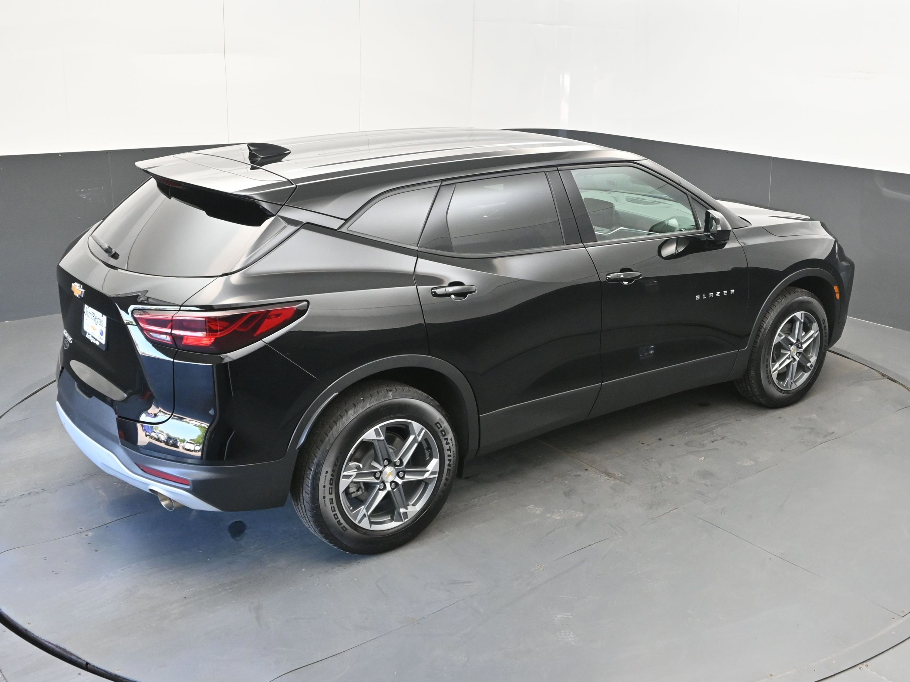 Used 2025 Chevrolet Blazer LT FWD image 40