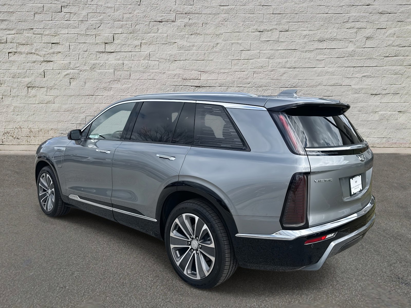 New 2026 Cadillac Vistiq Luxury w/ LPO, Floor Liner Package image 3