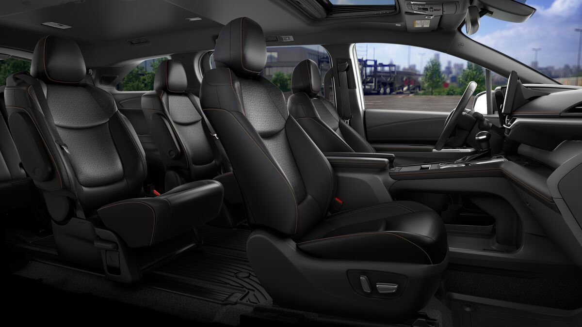 New 2025 Toyota Sienna XLE Woodland Edition image 20