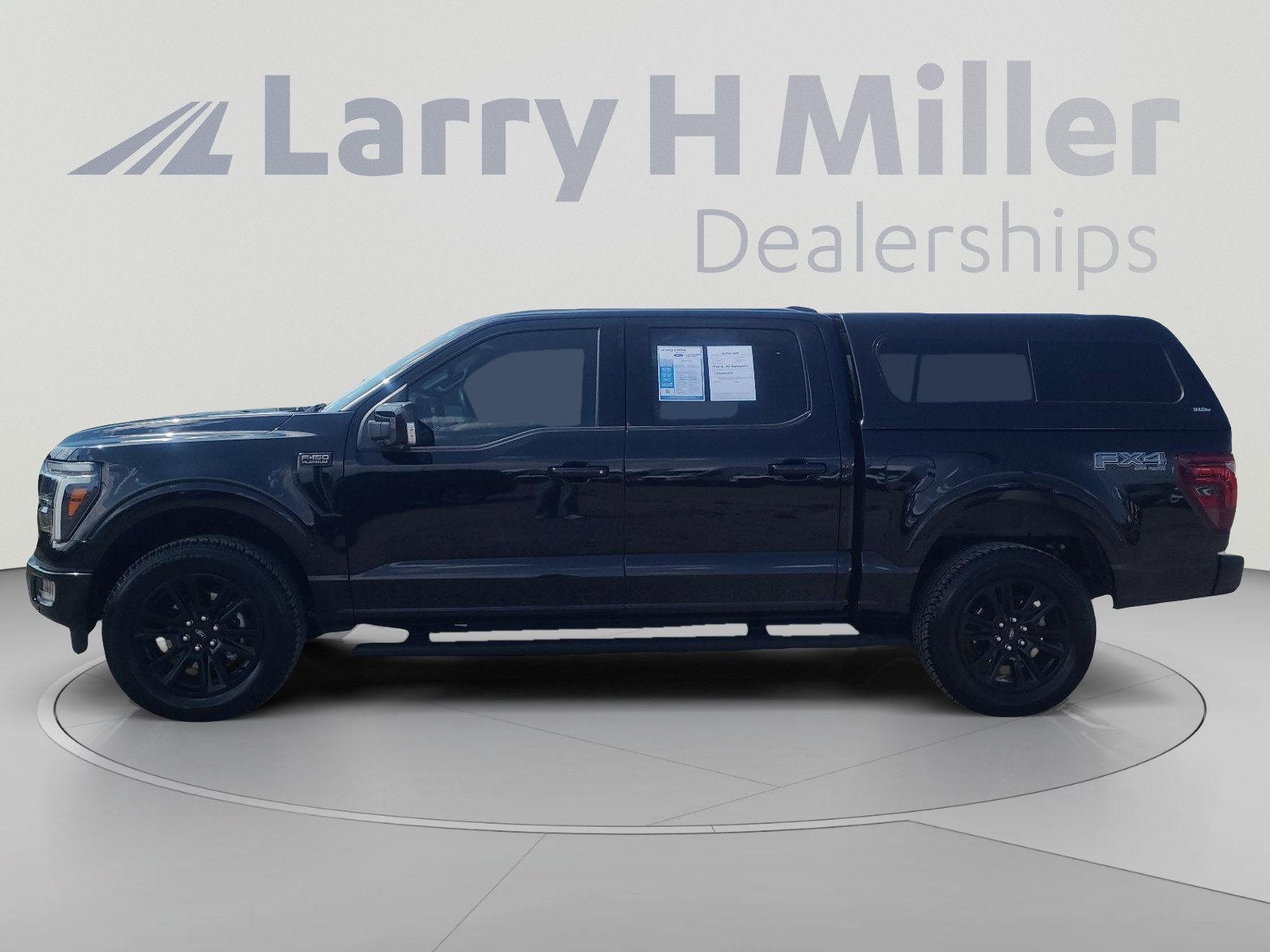 Used 2025 Ford F150 Platinum w/ FX4 Off-Road Package AWD/4WD image 2