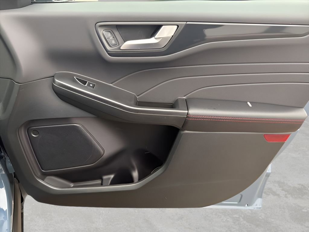 New 2026 Ford Escape Active w/ Cold Weather Package image 9