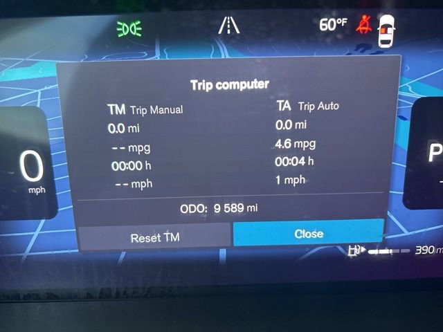 Certified 2025 Volvo XC60 B5 Plus w/ Climate Package image 21