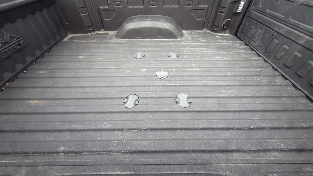 Used 2023 Chevrolet Silverado 2500 High Country w/ Technology Package image 15