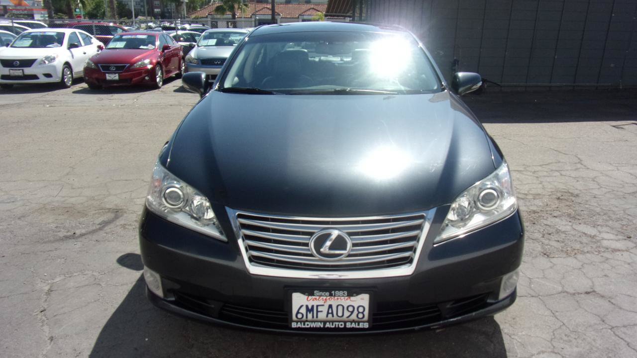 Used 2010 Lexus ES 350 FWD image 2