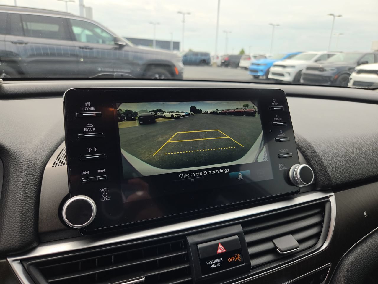 Used 2020 Honda Accord Touring image 24