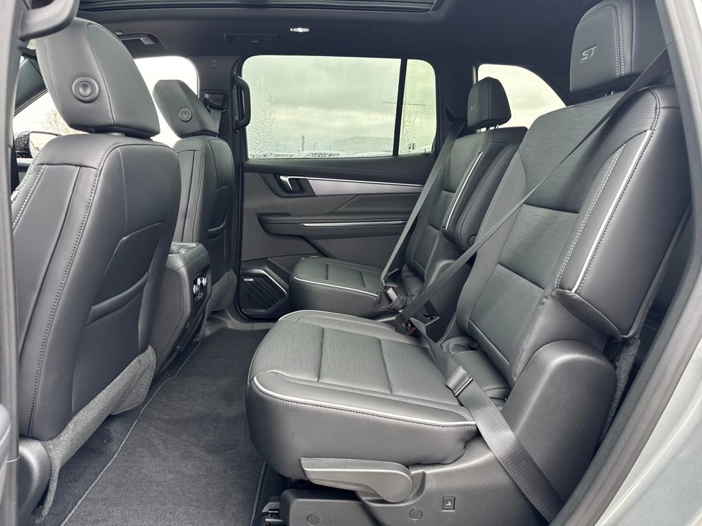 New 2026 Buick Enclave Sport Touring w/ Power Package image 5