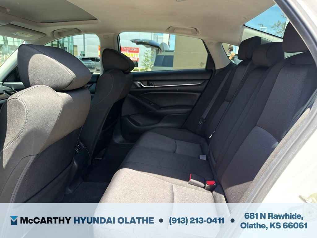 Used 2019 Honda Accord EX image 5
