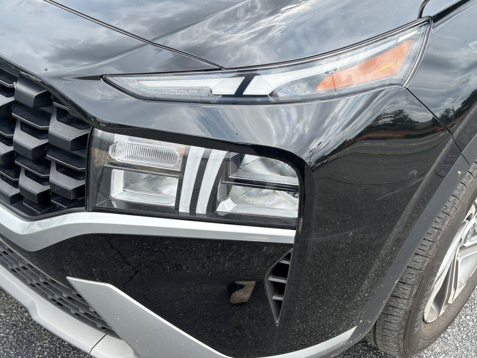 Used 2023 Hyundai Santa Fe SEL FWD image 12