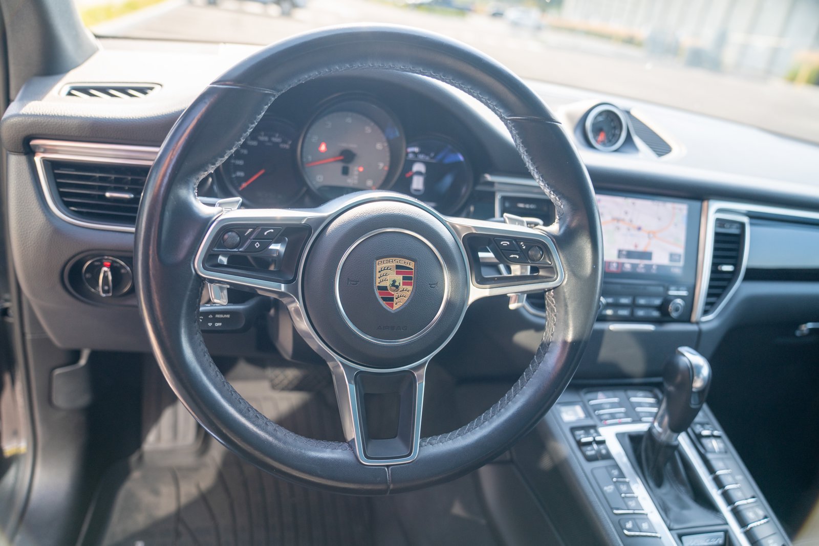 Used 2018 Porsche Macan S AWD/4WD image 14