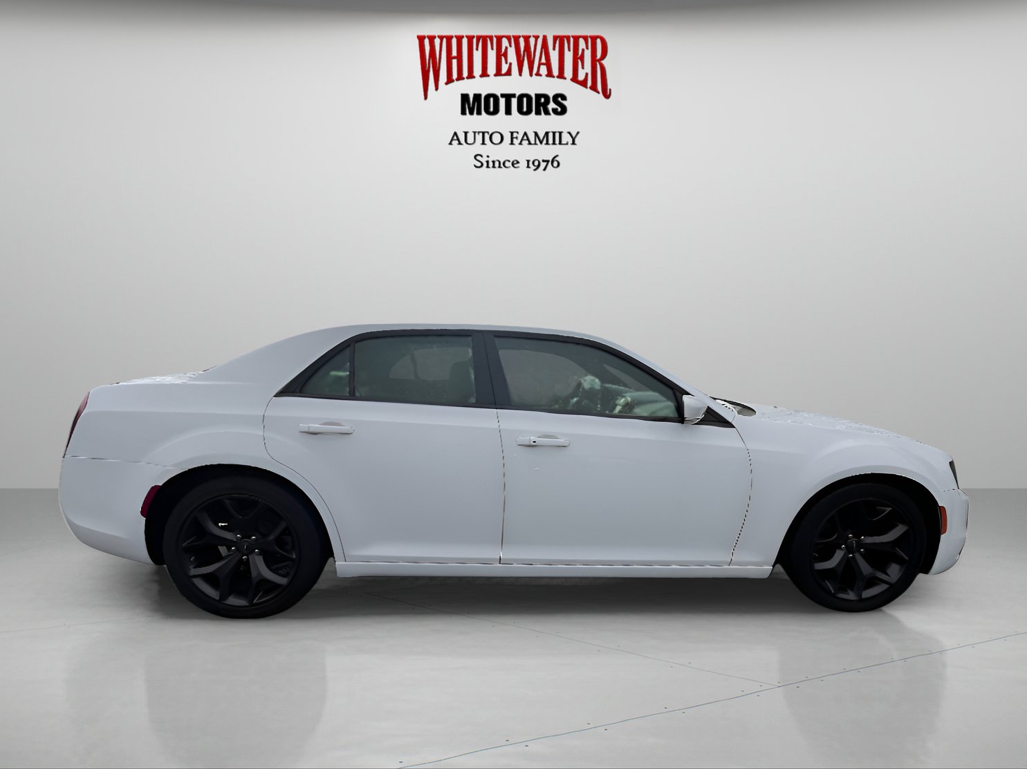 Used 2022 Chrysler 300 S image 6