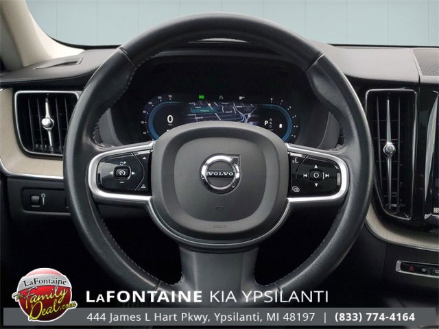 Used 2022 Volvo XC60 B6 Inscription w/ Protection Package Premier image 35