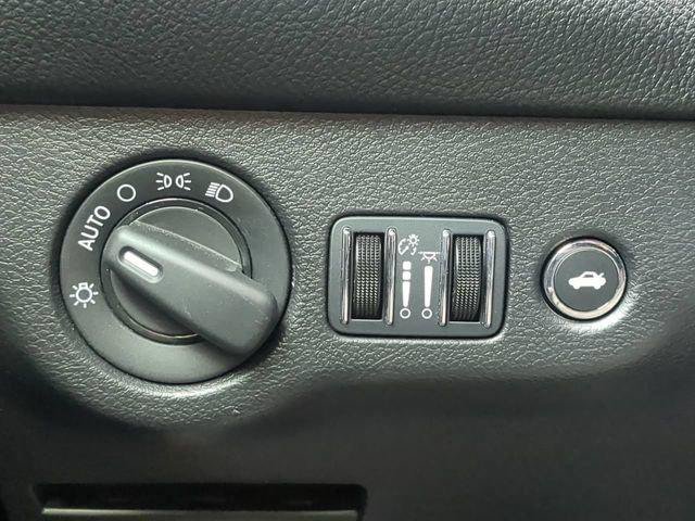 Certified 2023 Dodge Challenger R/T RWD image 26