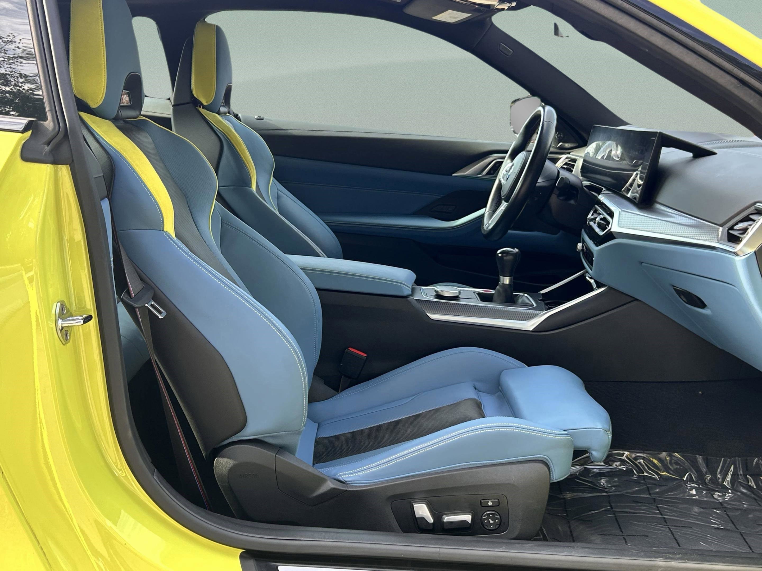 Used 2024 BMW M4 Coupe w/ M Carbon Exterior Package image 30