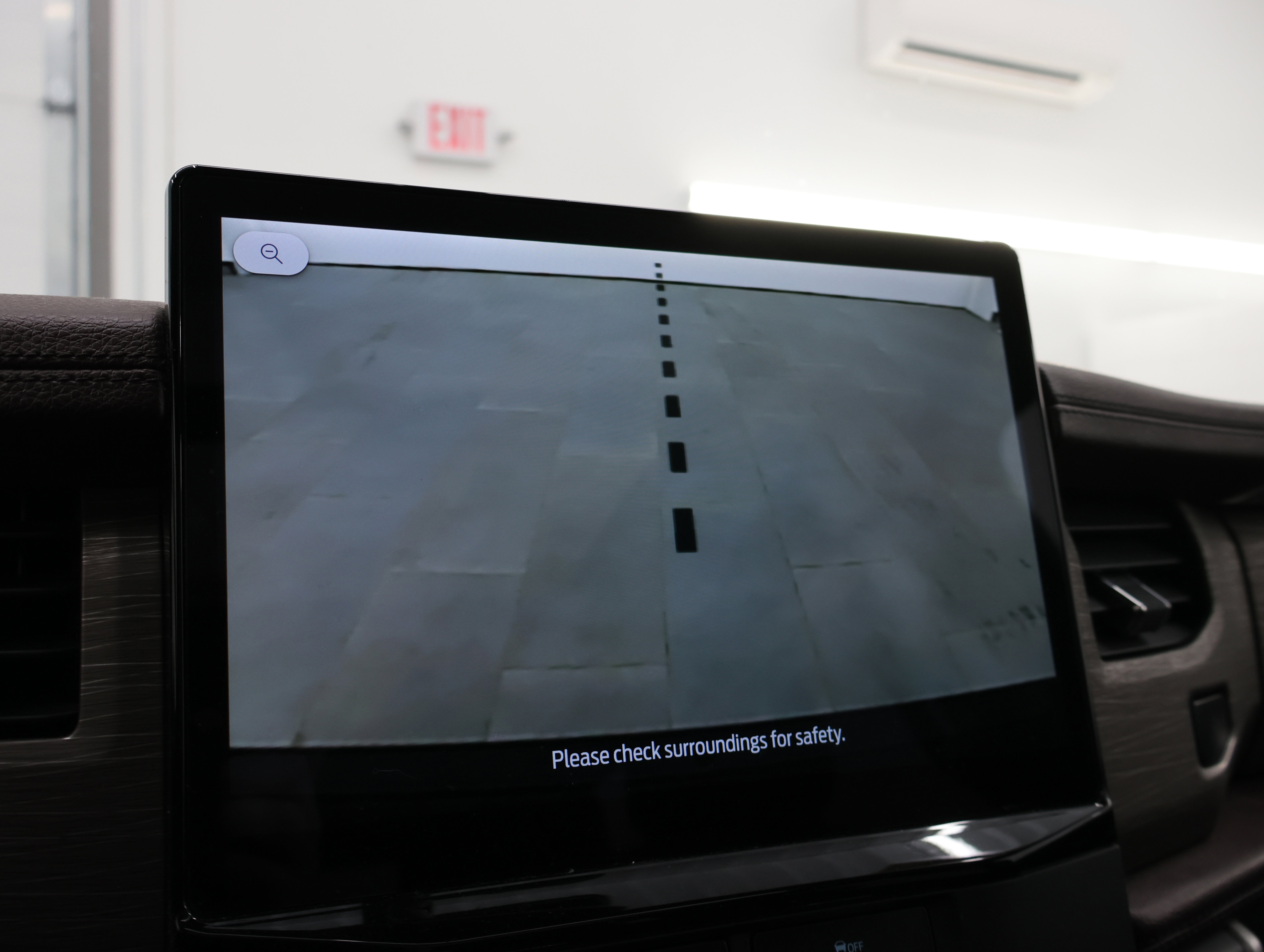 Used 2023 Ford Expedition Max Limited image 19