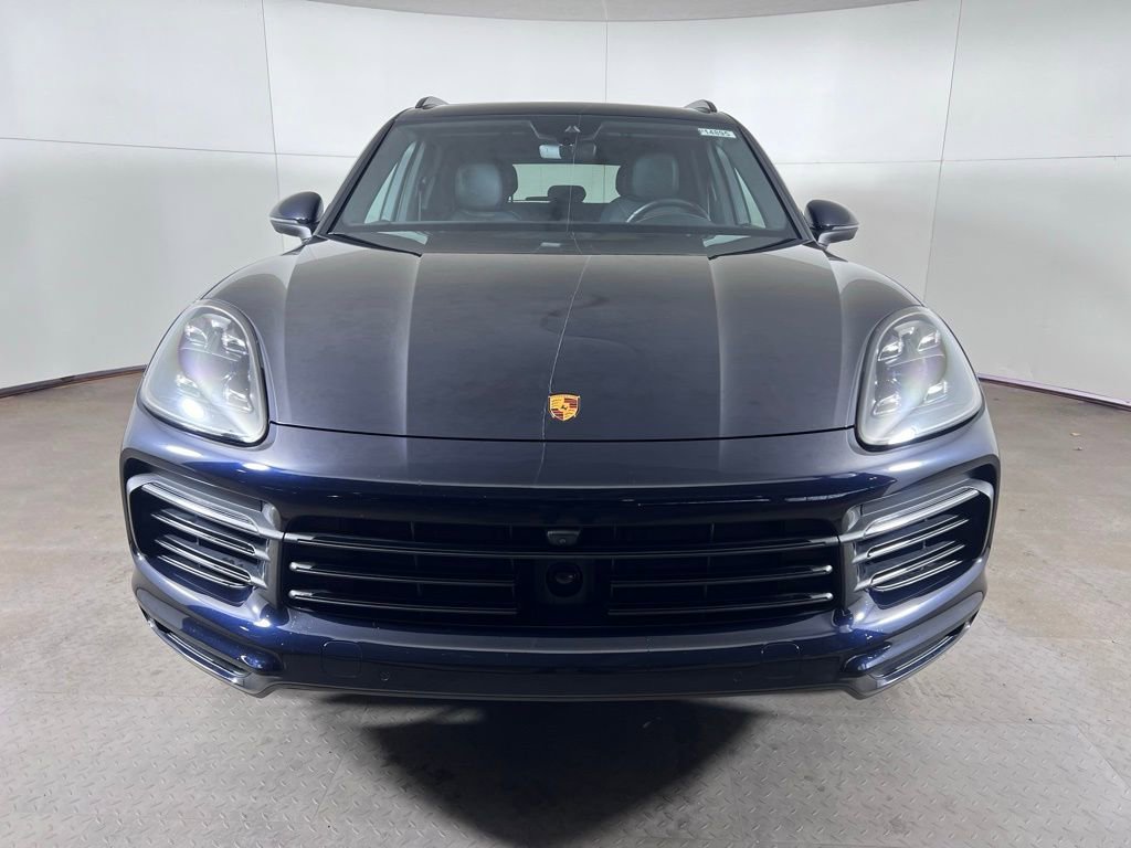 Certified 2023 Porsche Cayenne Platinum Edition image 10