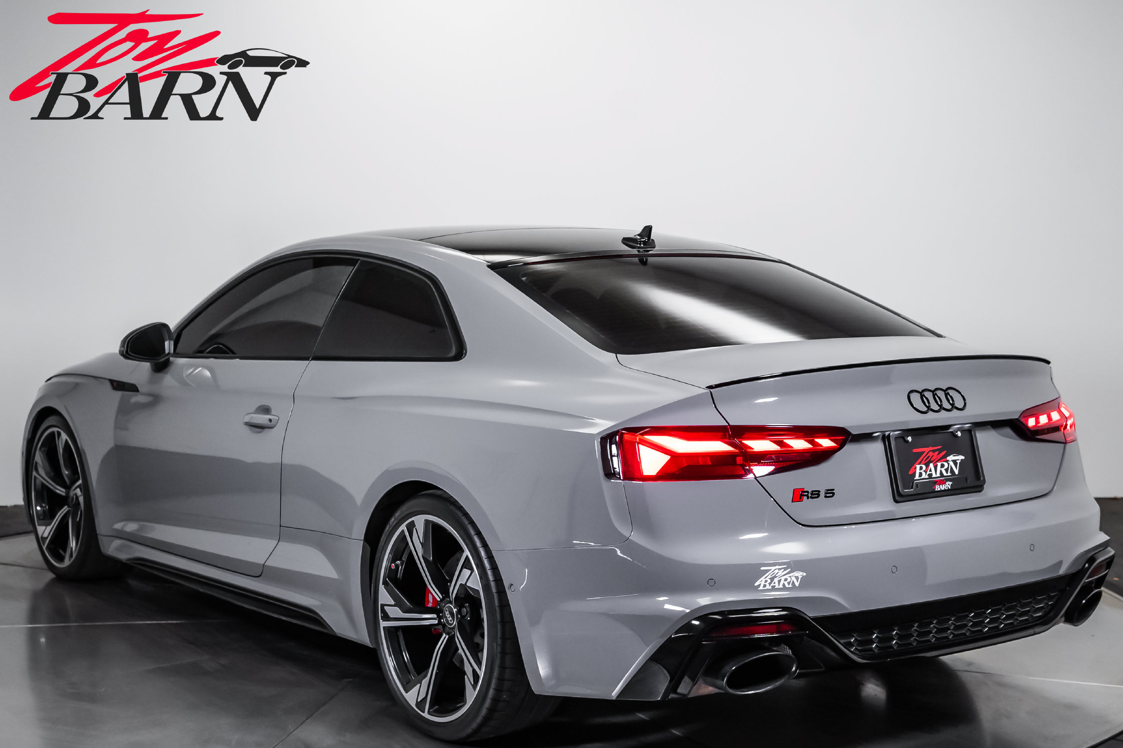 Used 2022 Audi RS 5 AWD/4WD image 3