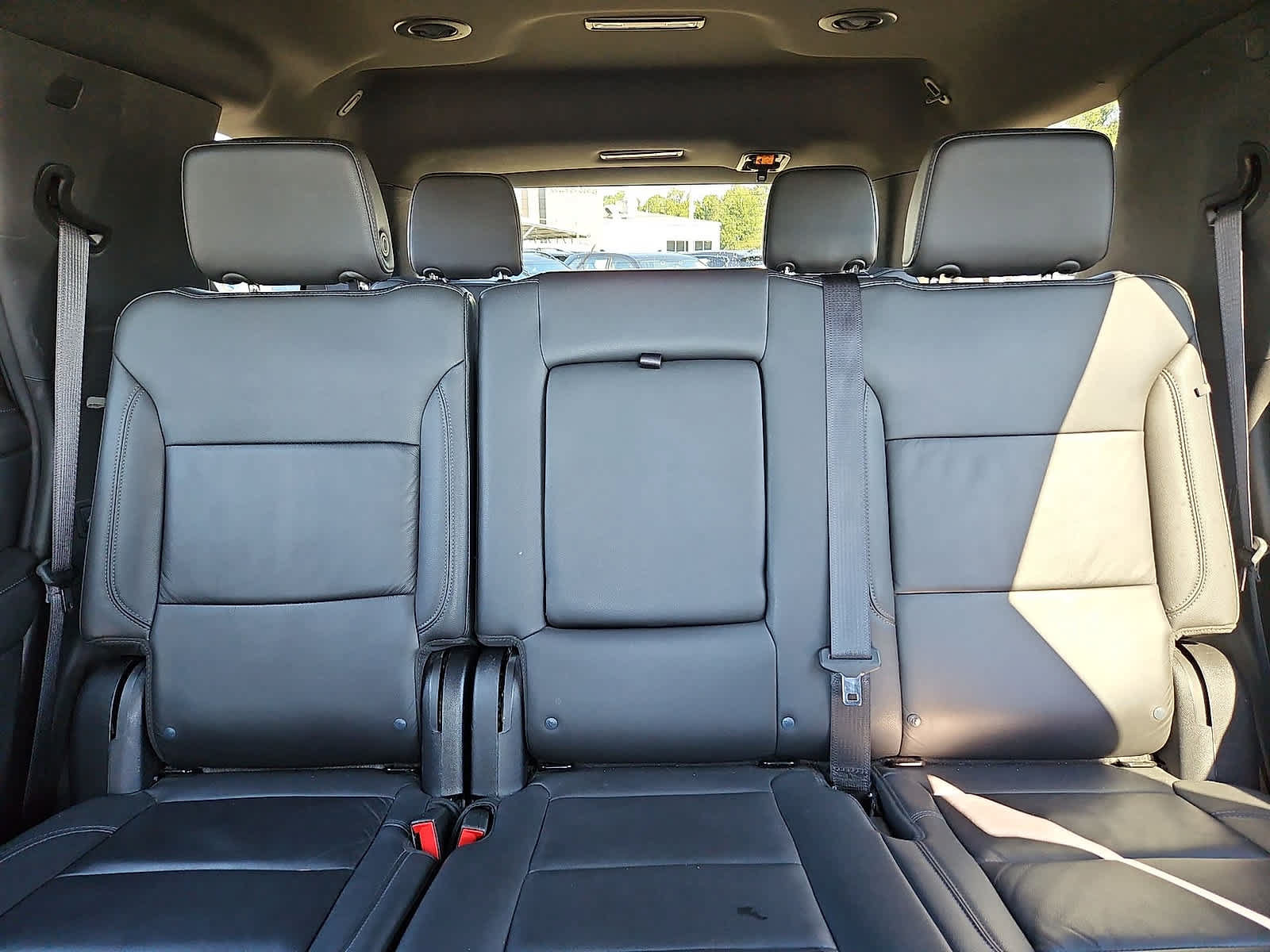 Used 2024 Chevrolet Tahoe LT w/ Luxury Package RWD image 14