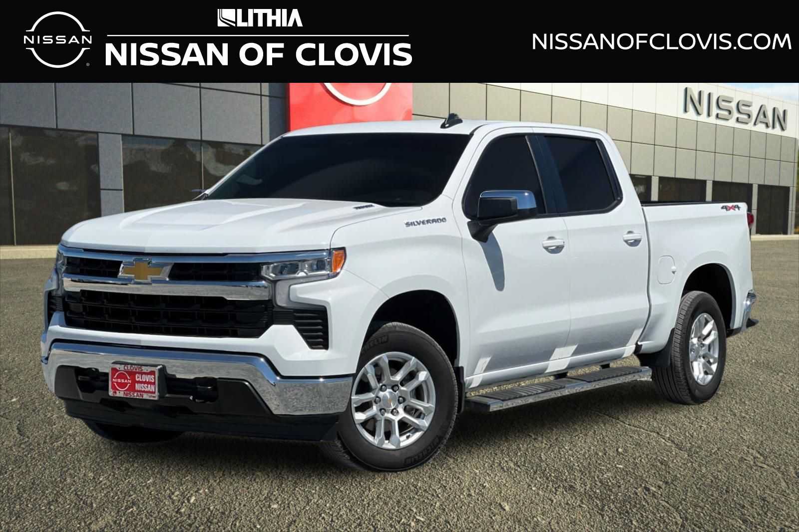Used 2025 Chevrolet Silverado 1500 LT AWD/4WD image 1