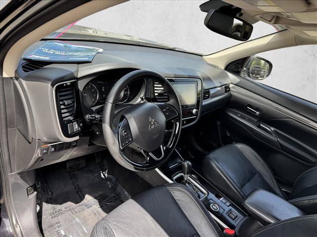 Used 2020 Mitsubishi Outlander SEL AWD/4WD image 11
