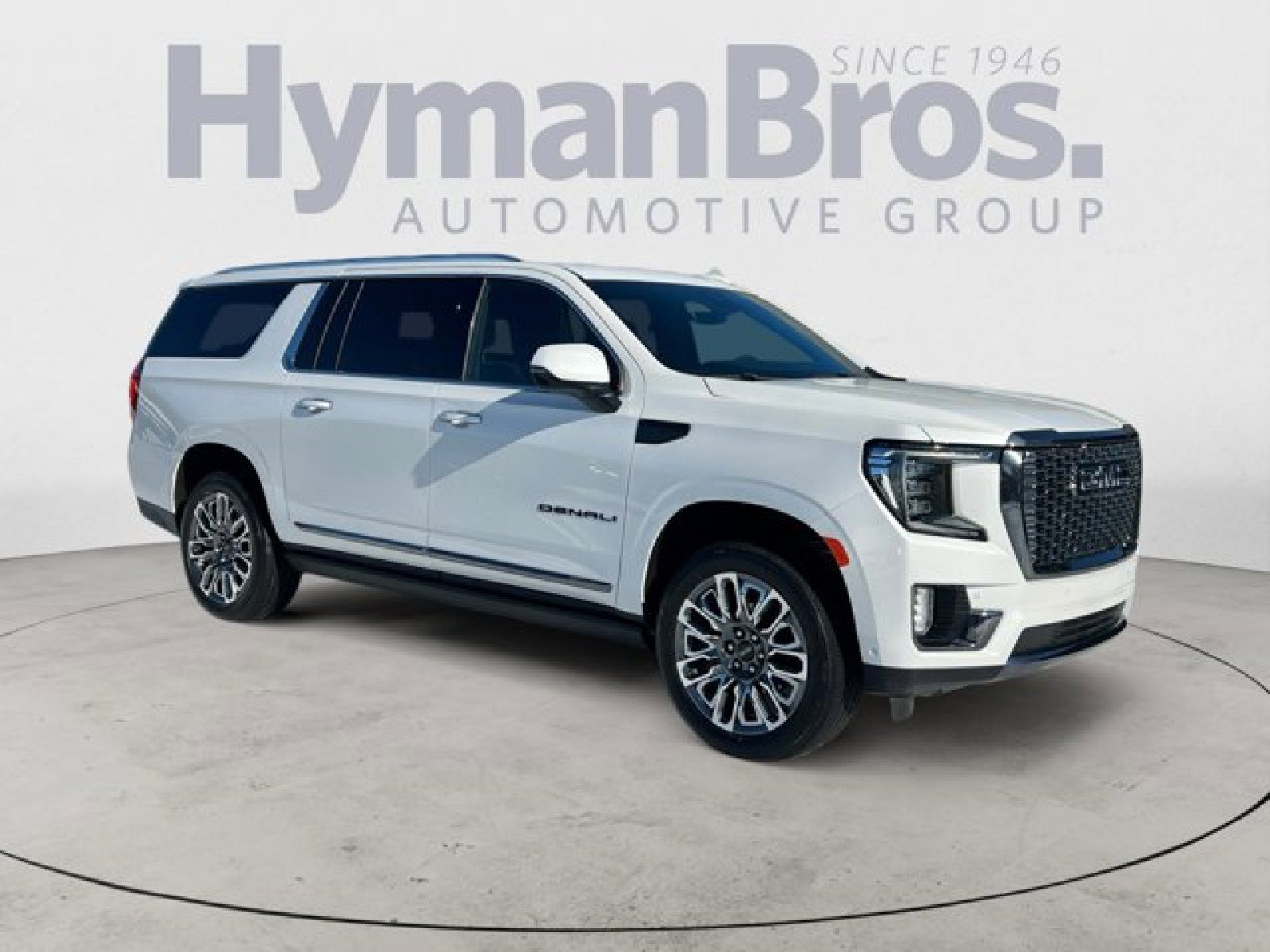 Used 2024 GMC Yukon XL Denali Ultimate image 1