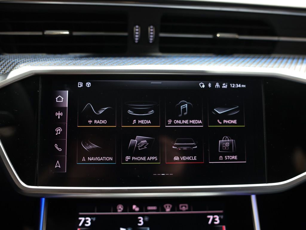 Used 2025 Audi RS 6 performance w/ Blue RS Design Package Plus image 22