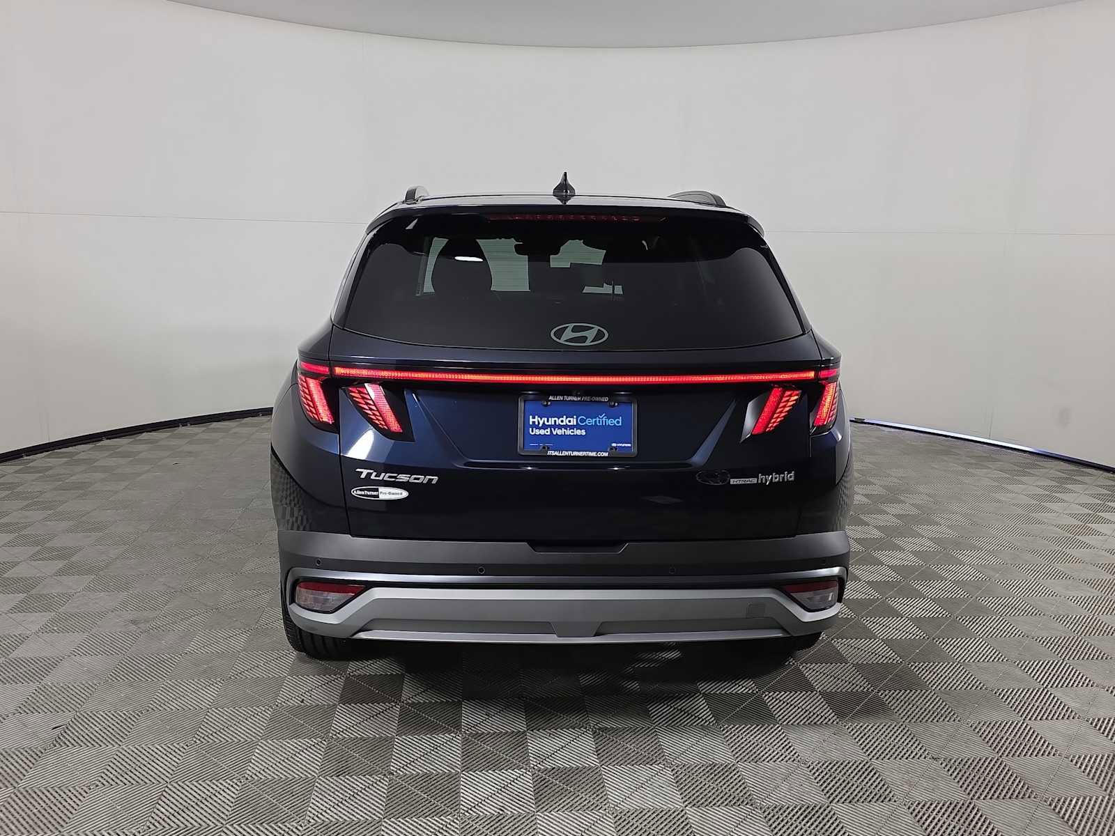 Used 2025 Hyundai Tucson Limited image 7