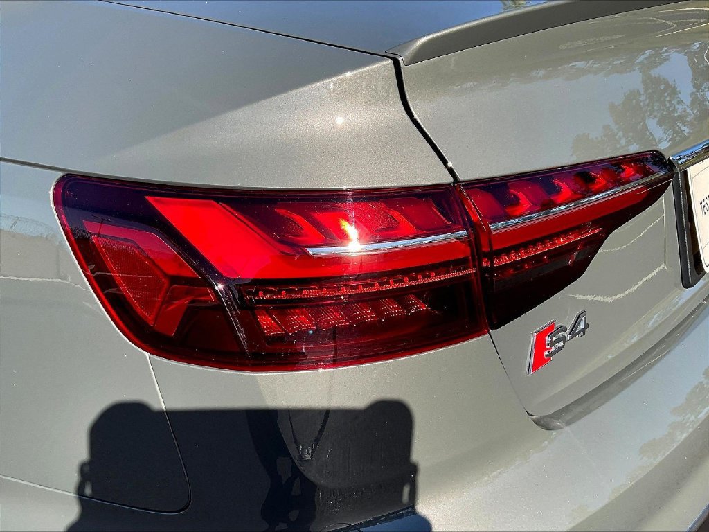 Used 2023 Audi S4 Premium Plus w/ Premium Plus Package AWD/4WD image 25