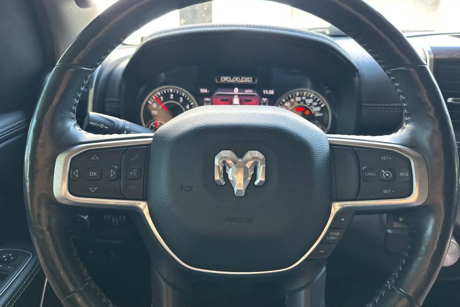 Used 2020 RAM 1500 Laramie RWD image 24