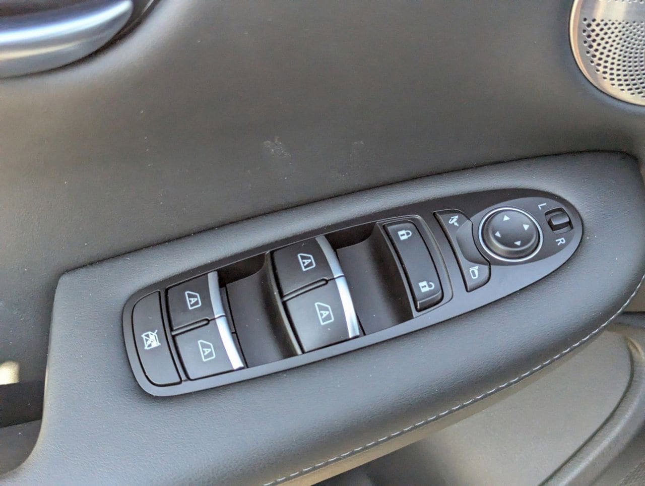 New 2025 INFINITI QX50 Sport AWD/4WD image 22