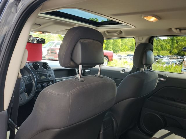Used 2011 Jeep Patriot Latitude FWD image 9