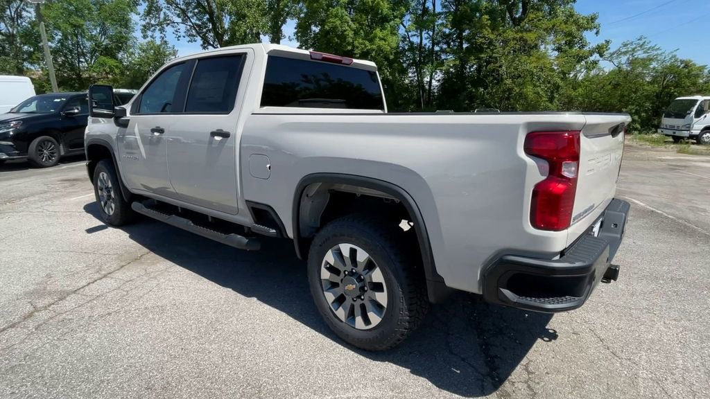 New 2026 Chevrolet Silverado 2500 Custom w/ Custom Value Package AWD/4WD image 8