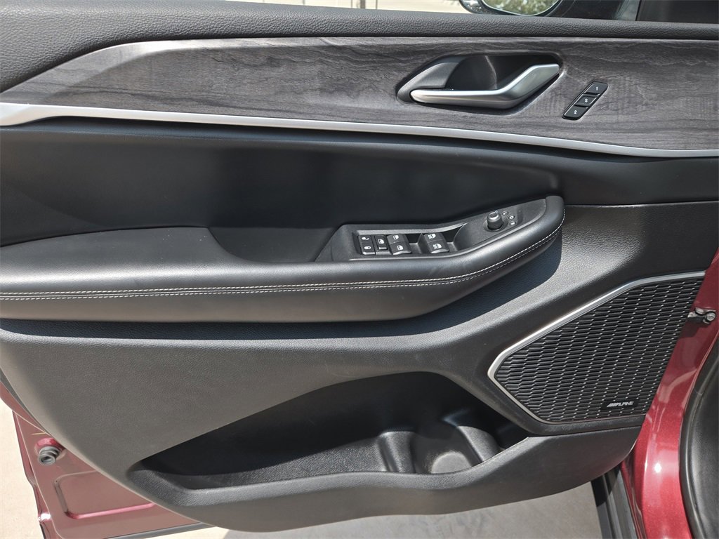 Used 2023 Jeep Grand Cherokee Limited w/ Luxury Tech Group II image 33