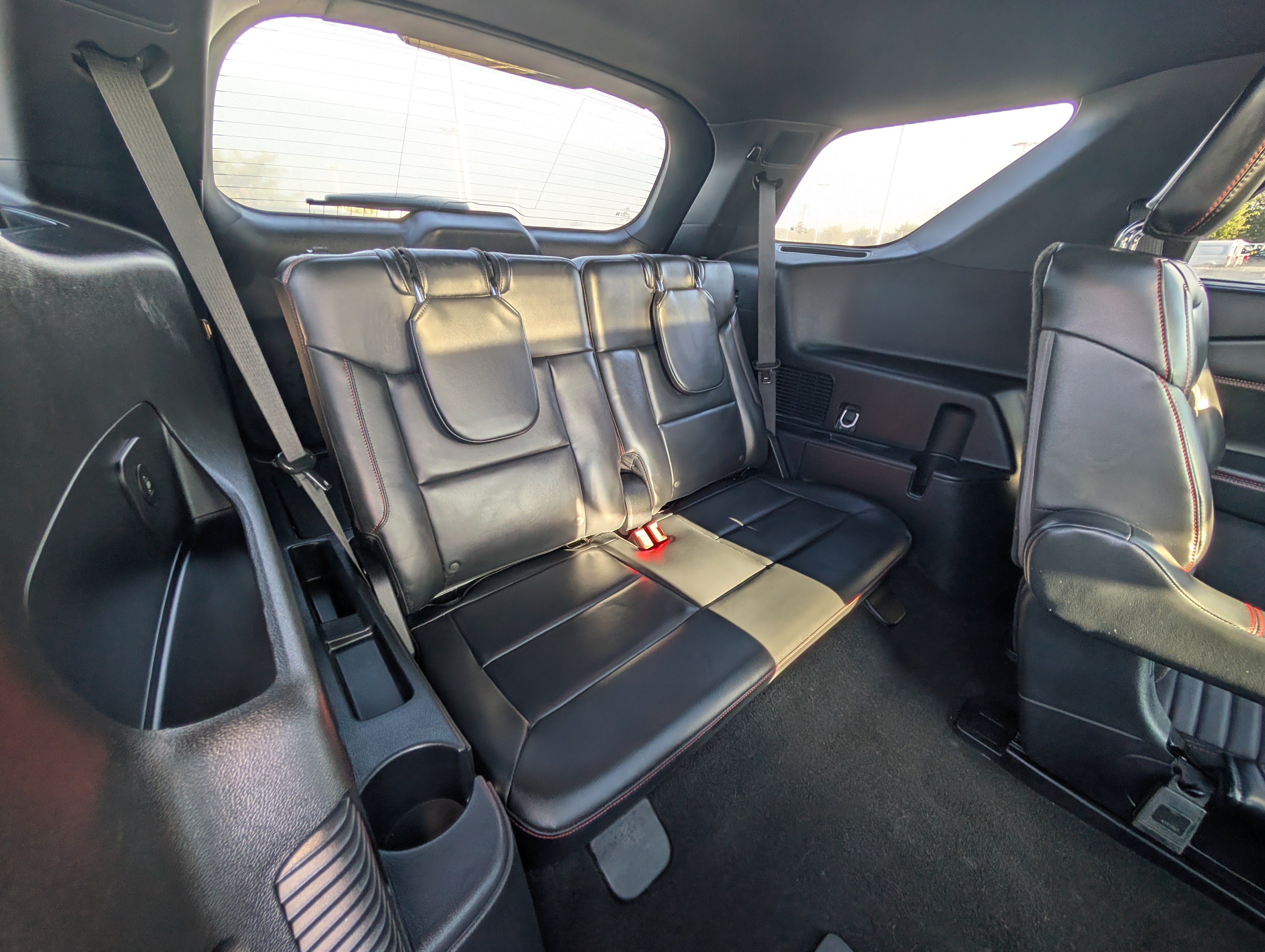 Certified 2025 Ford Explorer ST-Line w/ Premium Package AWD/4WD image 14