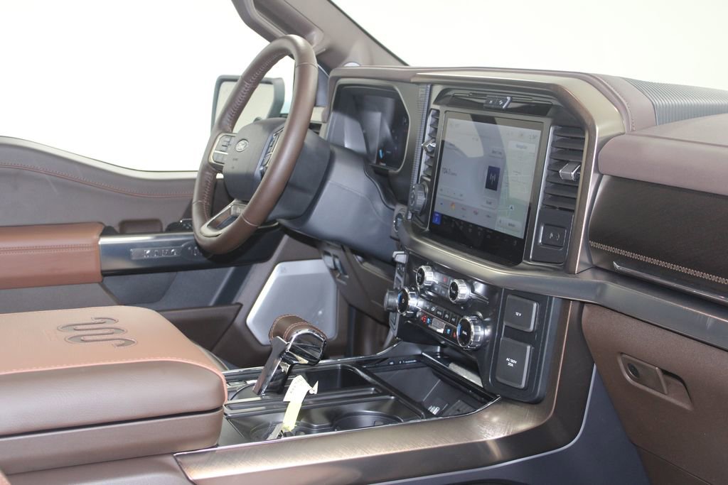 New 2025 Ford F150 King Ranch w/ FX4 Off-Road Package image 32