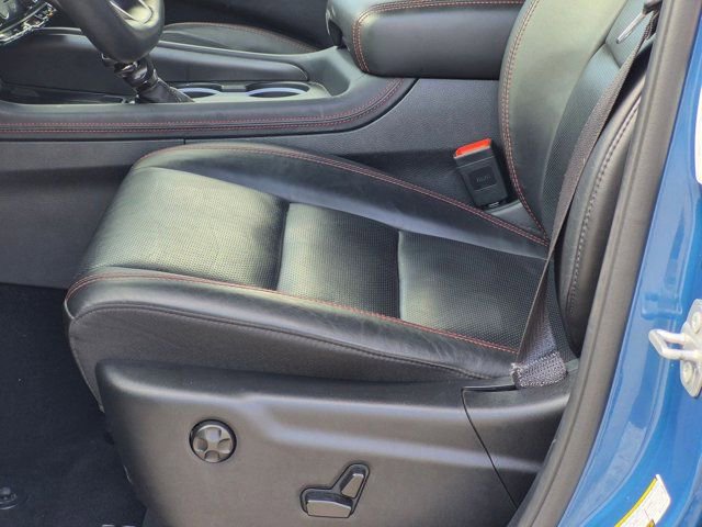 Used 2025 Dodge Durango GT AWD/4WD image 23
