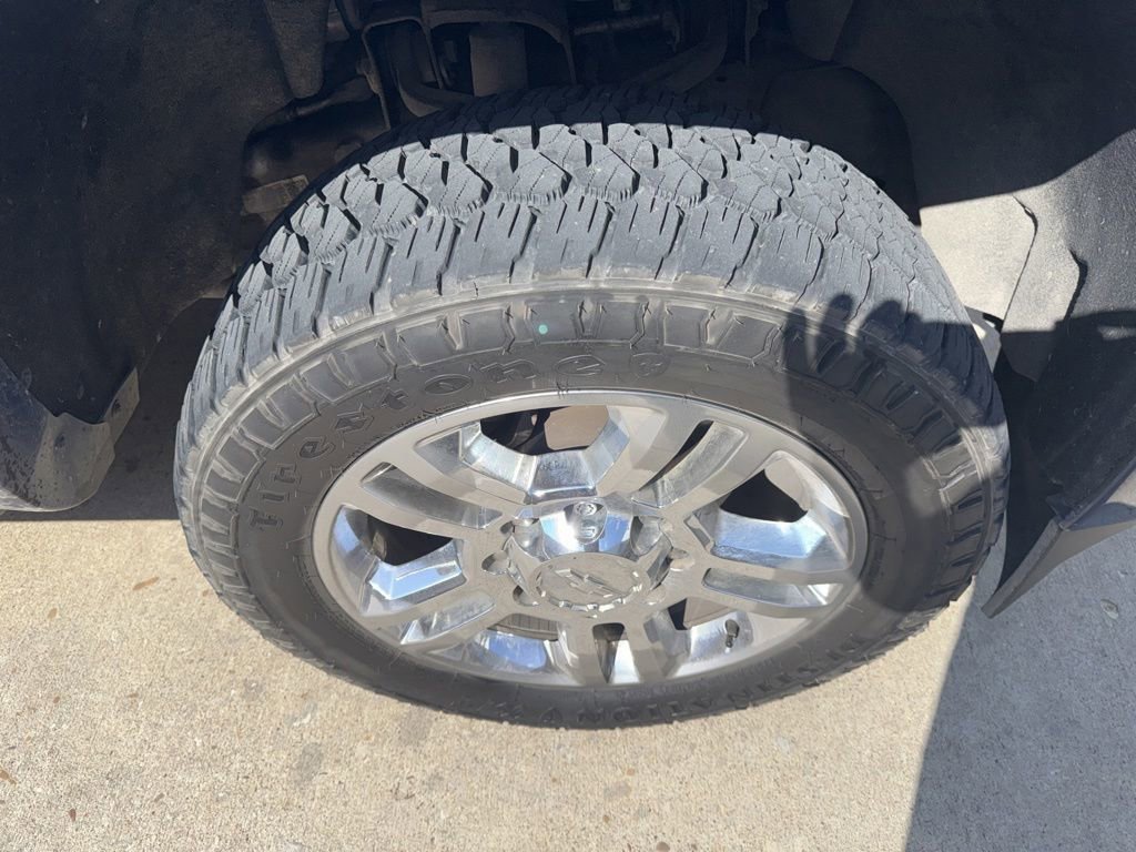 Used 2018 Chevrolet Silverado 2500 High Country w/ Duramax Plus Package AWD/4WD image 5