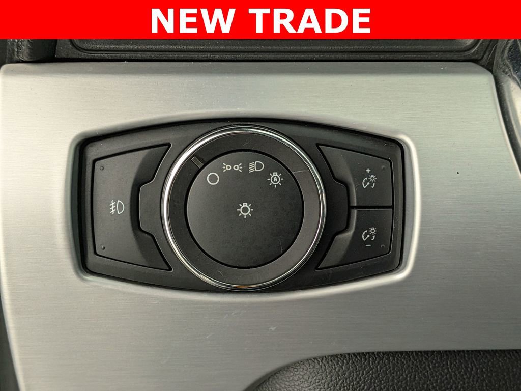 Used 2016 Ford Mustang Premium image 12