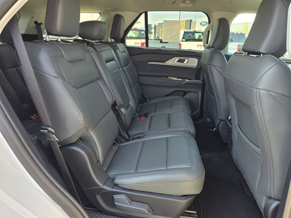 New 2026 Ford Explorer Active w/ Active Comfort Package AWD/4WD image 13