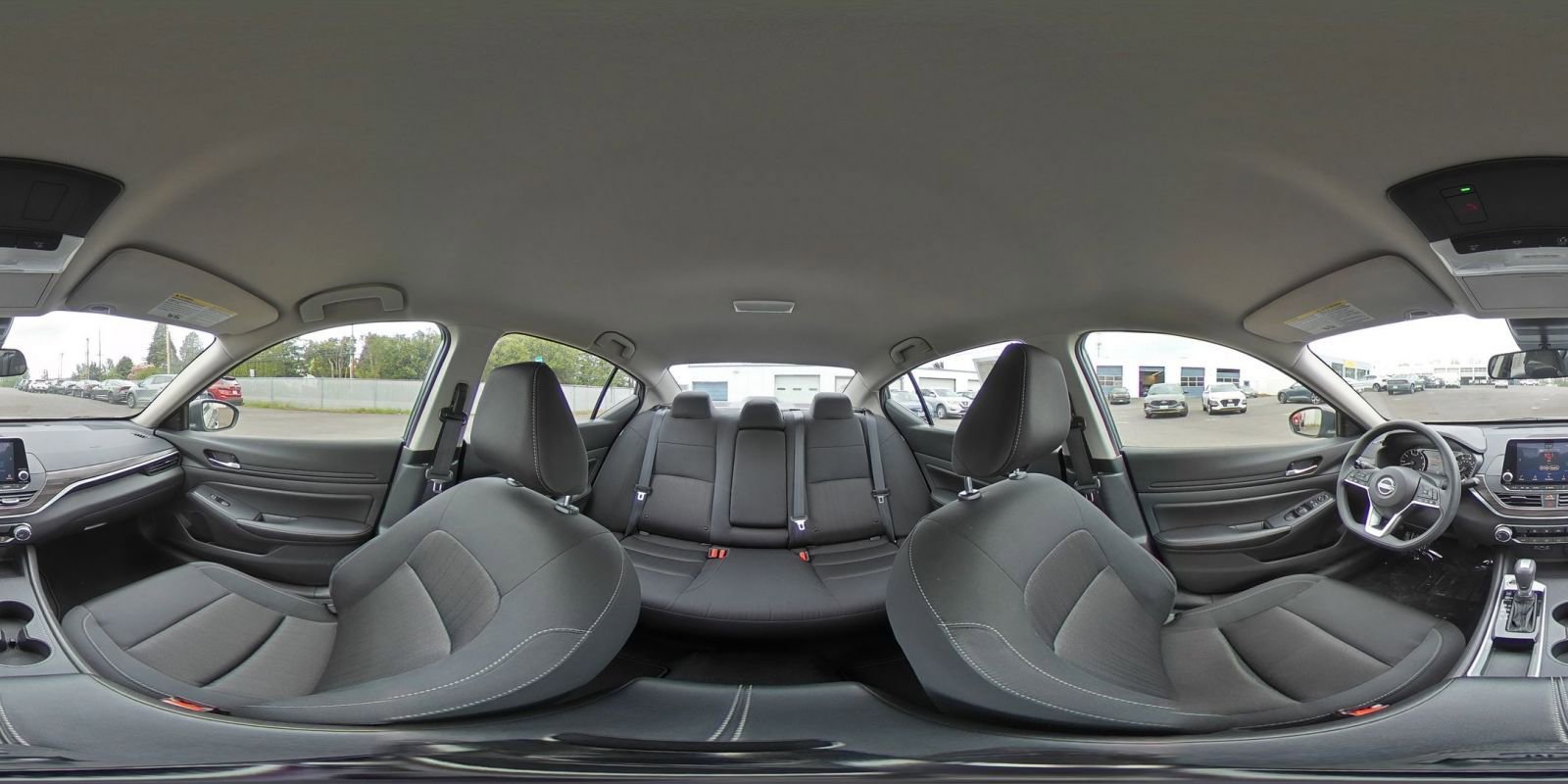 Used 2025 Nissan Altima 2.5 SV FWD image 42