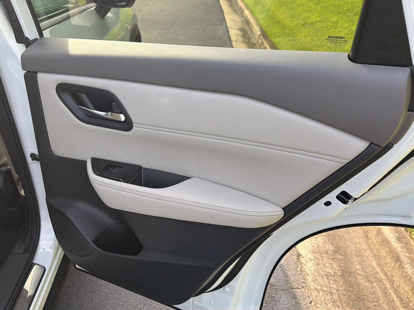 New 2026 Nissan Rogue Dark Armor FWD image 15