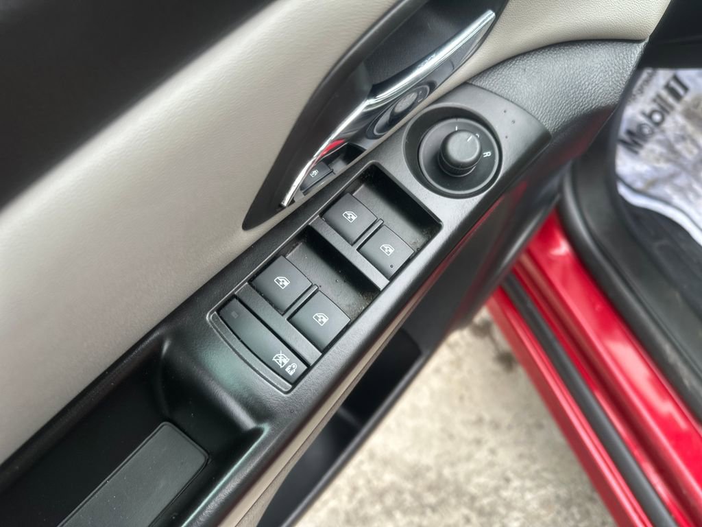 Used 2014 Chevrolet Cruze LT w/ RS Package image 11