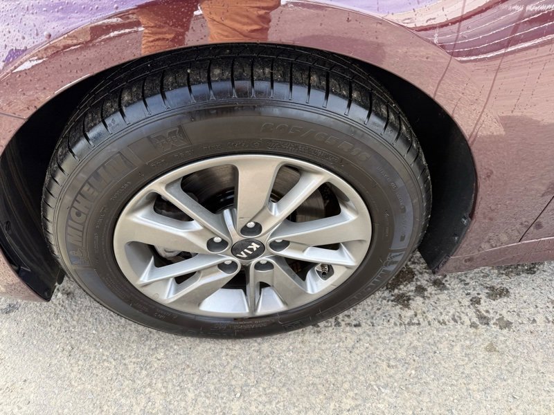 Used 2016 Kia Optima LX image 14