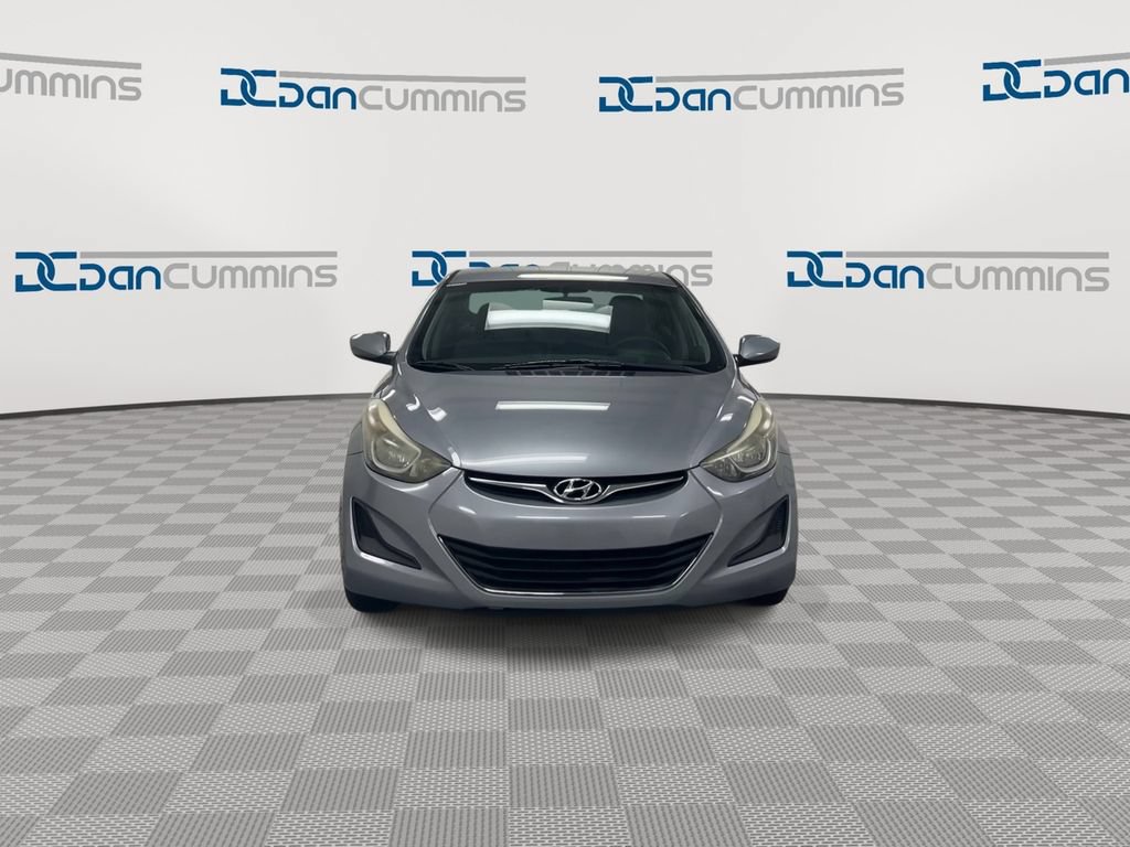 Used 2015 Hyundai Elantra SE FWD image 3