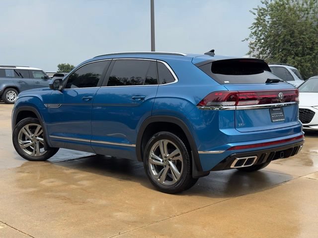 Used 2024 Volkswagen Atlas Cross Sport SEL R-Line AWD/4WD image 3