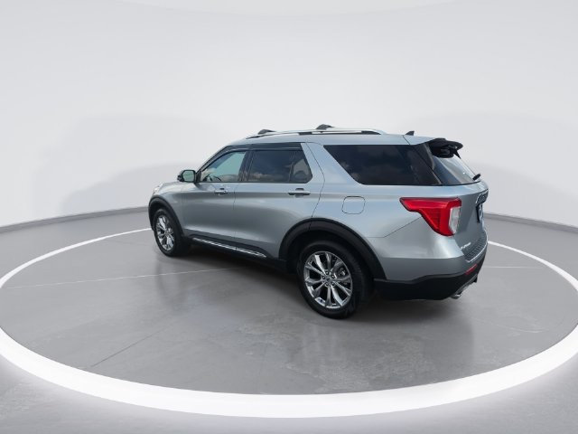 Used 2023 Ford Explorer Limited w/ Equipment Group 301A RWD image 6