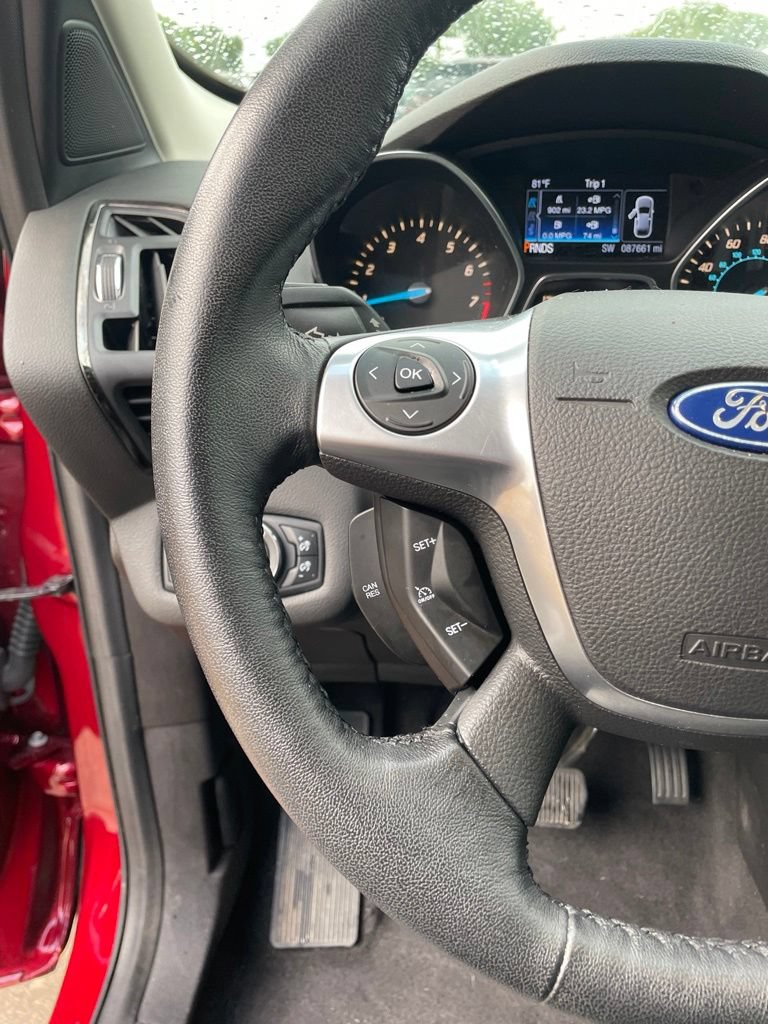 Used 2015 Ford Escape Titanium w/ Equipment Group 301A FWD image 14