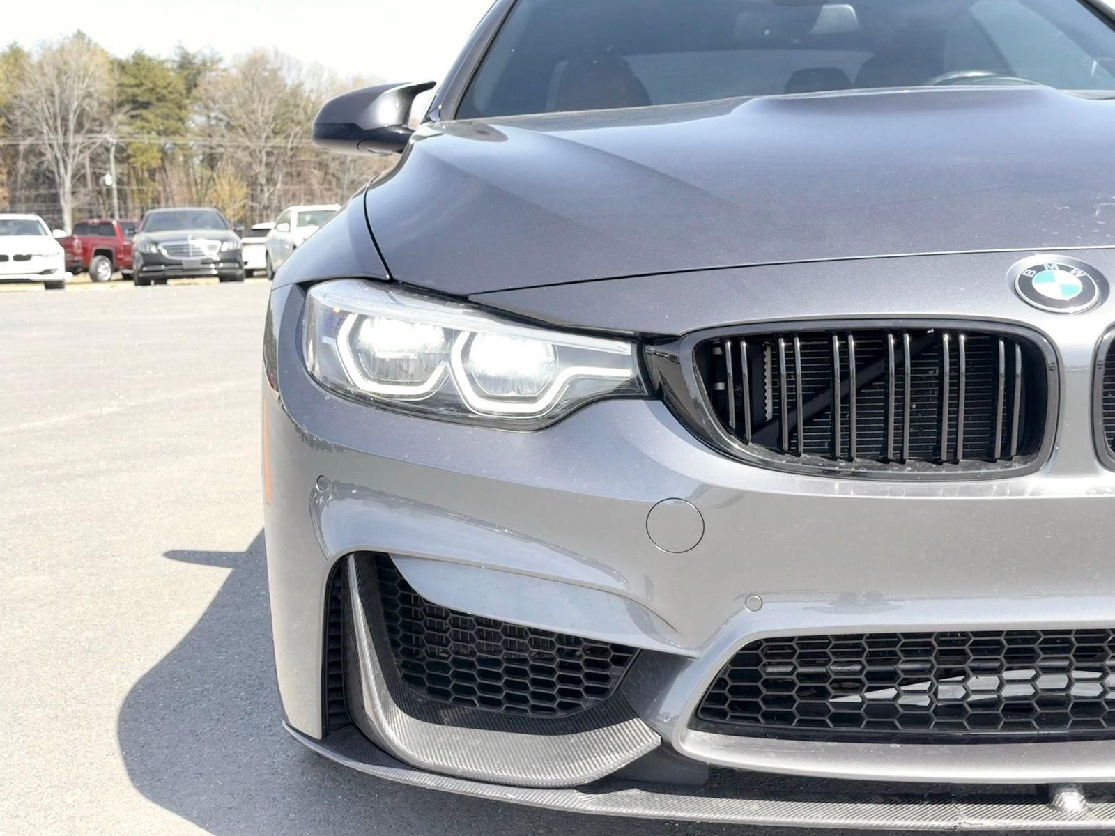 Used 2018 BMW M4 Convertible image 38