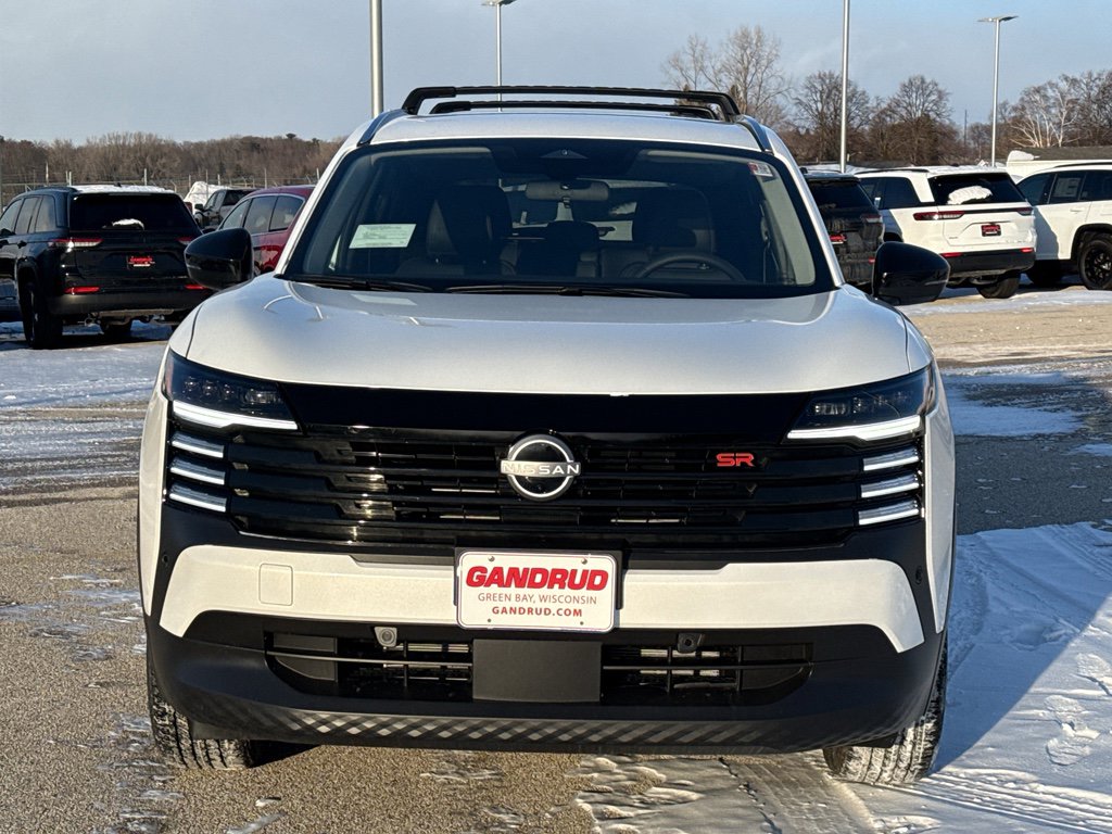 New 2026 Nissan Kicks SR image 3