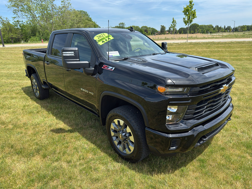 Used 2025 Chevrolet Silverado 2500 Custom w/ Custom Value Package AWD/4WD image 6